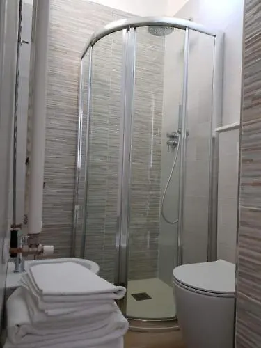 Albergo Roma Spiaggia 리미니 호텔