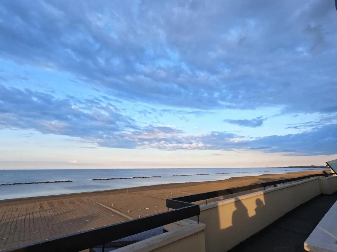 Albergo Roma Spiaggia Rimini Hotel